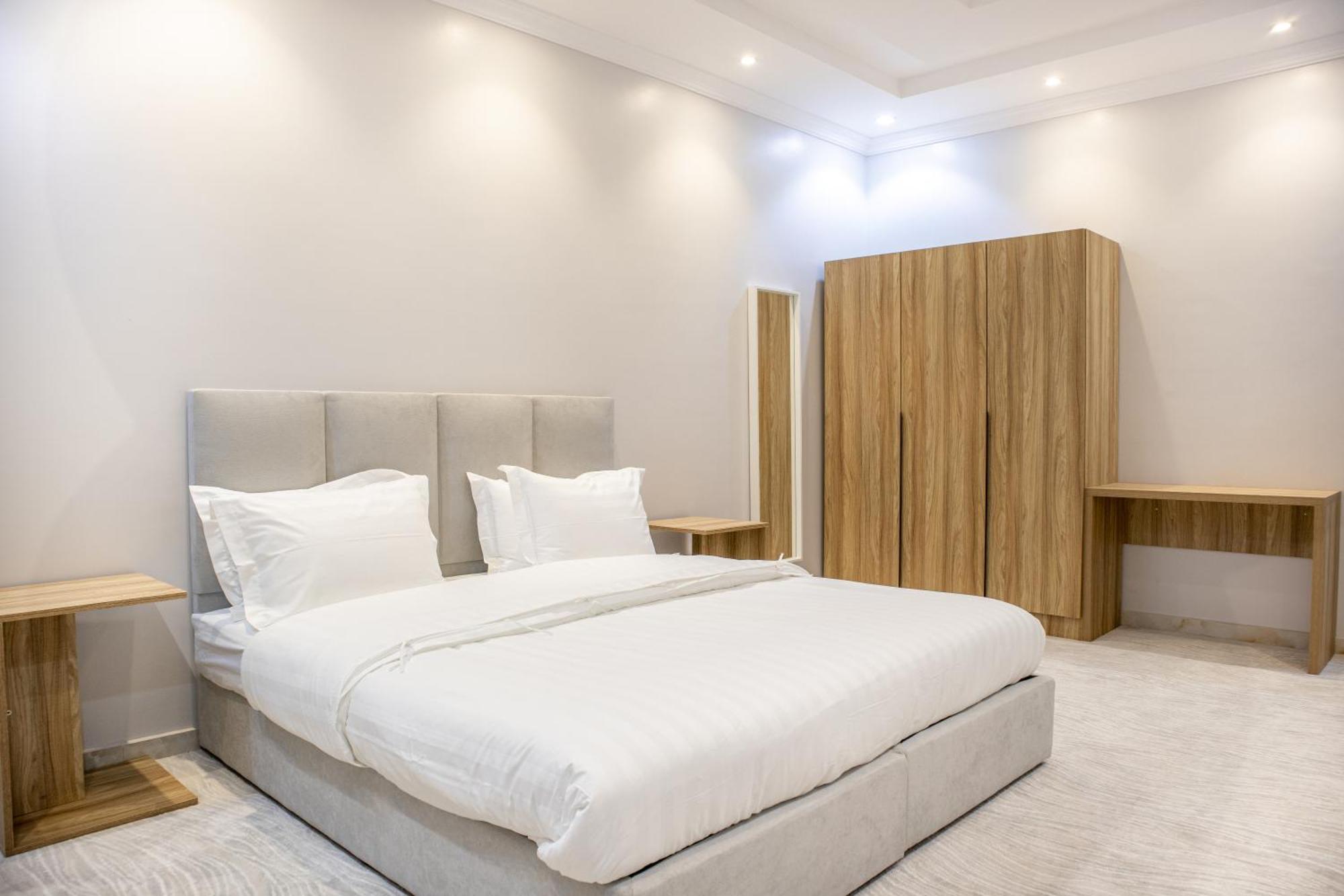 Luxurious Family Apartments 15Mins Drive To Al-Masjid Nabawi - Nozol Noor 4 Medina Ngoại thất bức ảnh